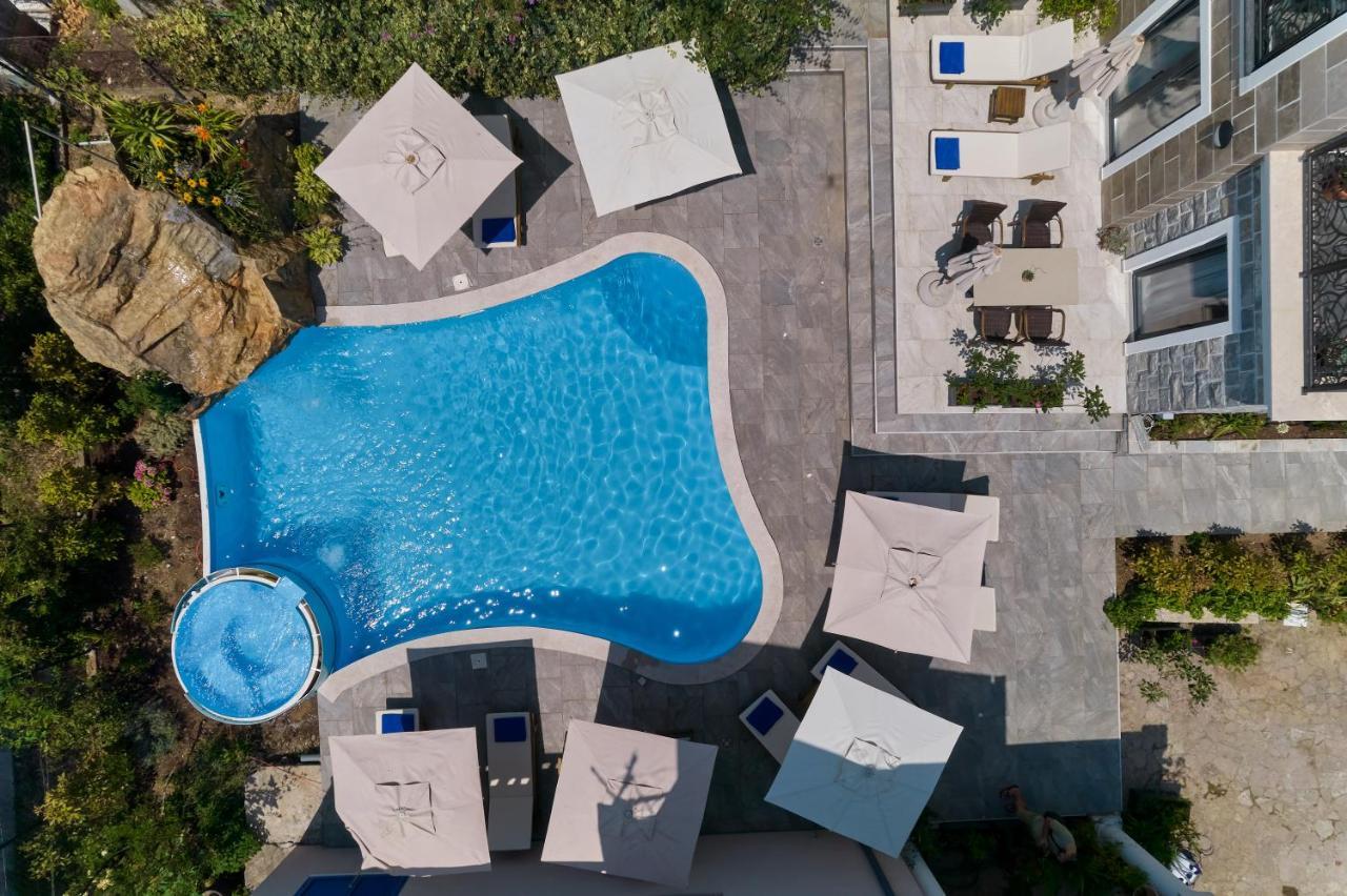 Moderna Luxury Apartments With Heated Pool تيفات المظهر الخارجي الصورة