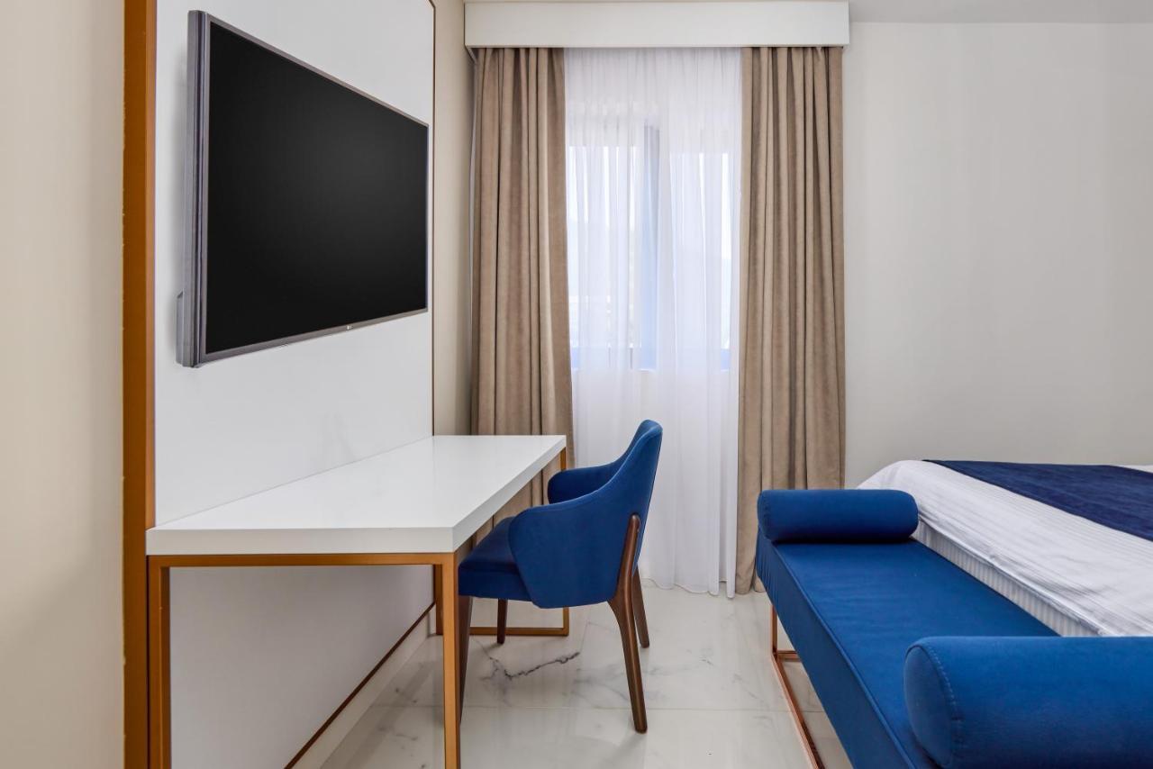 Moderna Luxury Apartments With Heated Pool تيفات المظهر الخارجي الصورة